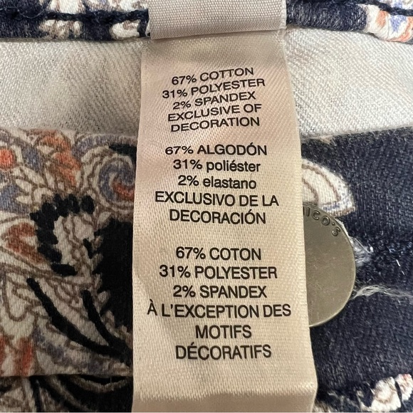 Chico’s Paisley Ankle Crop Pants Size Small (4) - Picture 4 of 5